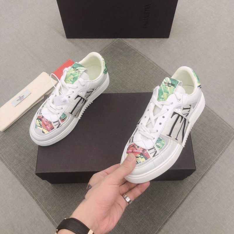 Valentino Sneakers